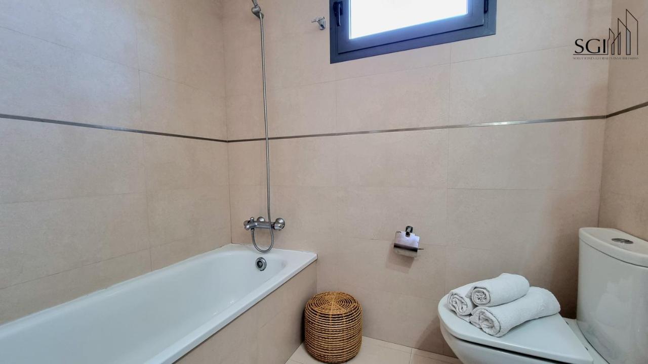 Moderno Y Acogedor- Torres D' Oboe Apartment เบนิดอร์ม ภายนอก รูปภาพ